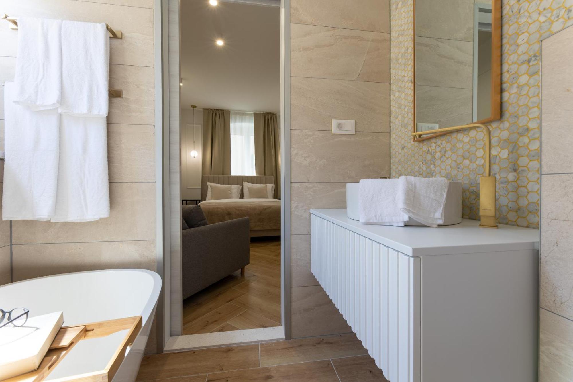 Palace Luxury Suites 스플리트 외부 사진