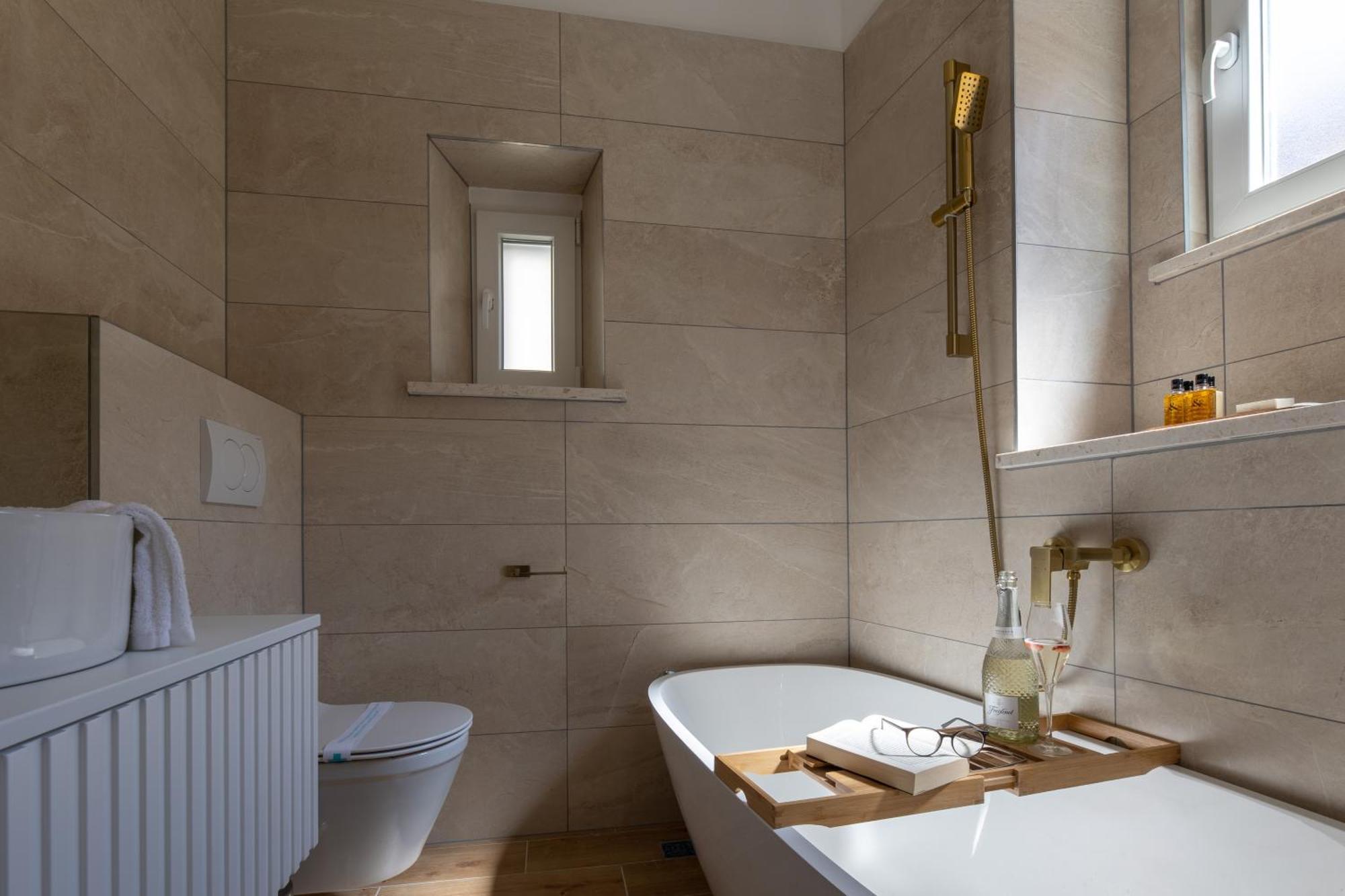 Palace Luxury Suites 스플리트 외부 사진